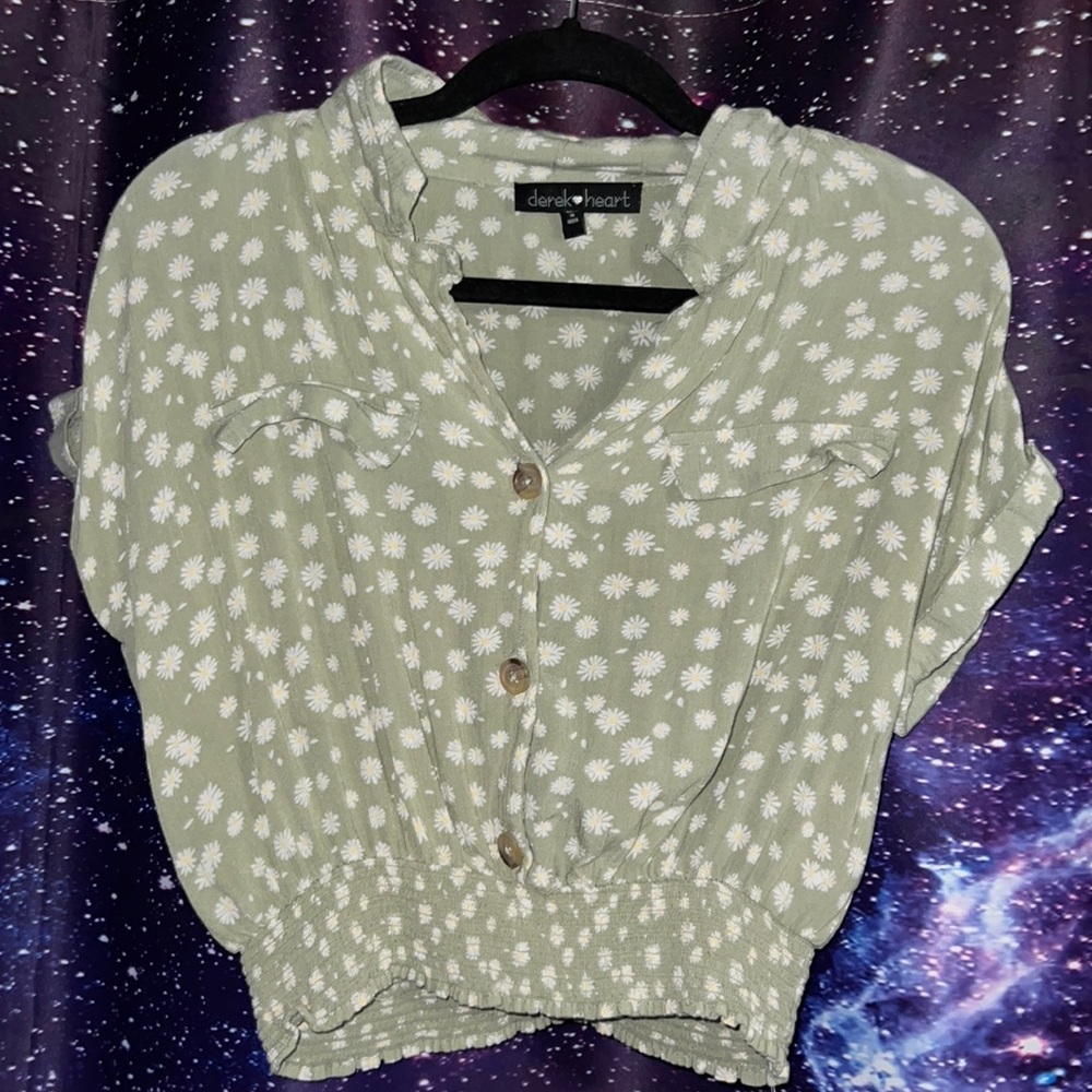 DEREK HEART crop short sleeve top